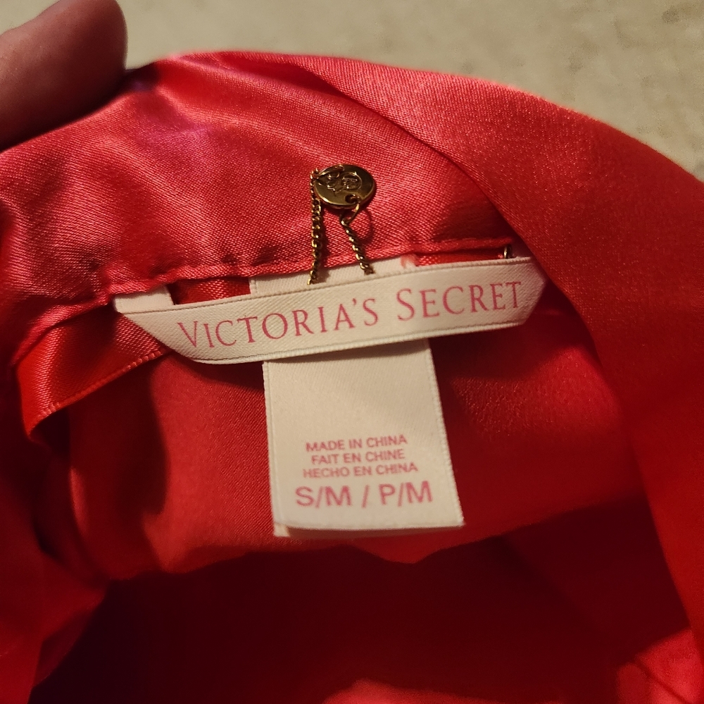 Pink VS Robe - Picture 5 of 7